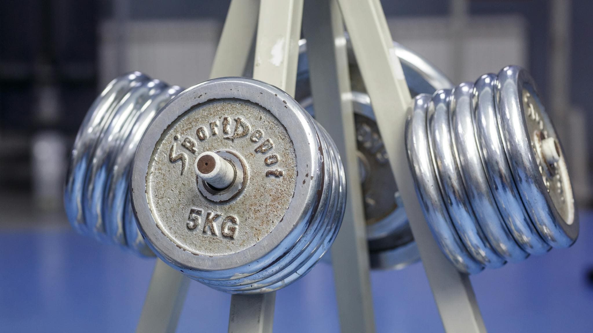 Will Lifting Heavy Make Me Bulky? The Myth-Busting Science Guide for Women and Runners